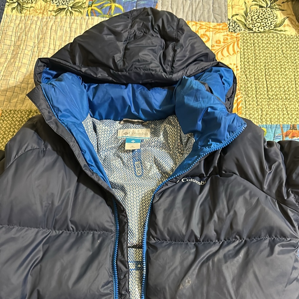Columbia Omni-heat coat, Boys XL, new condition.